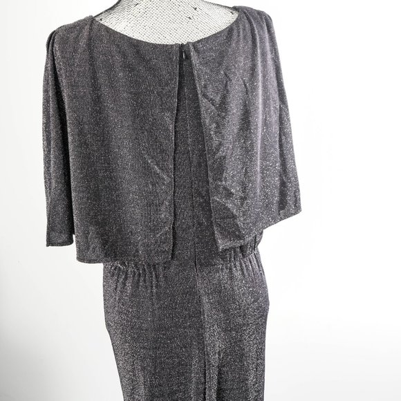 NWT CONNECTED APPAREL PLUS CAPE METALLIC JUMPSUIT - sz 18 - Picture 3 of 5